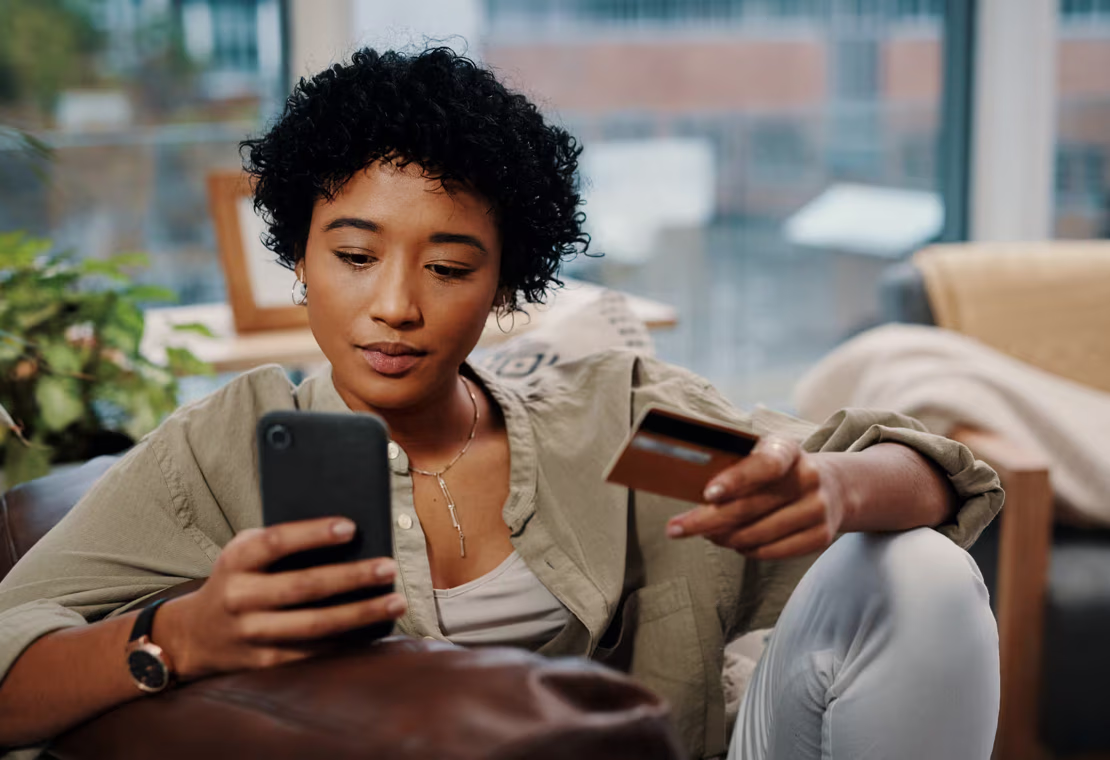 Social media and impulse spending: a growing financial concern ahead of Black Friday